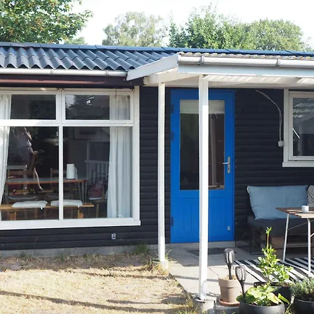 Small, Cozy Summer House In Marielyst * Bøtø By